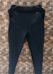 classic black tapered pants 🩶