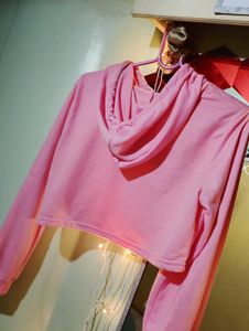 🩷 New Baby Pink Cropped Hoodie