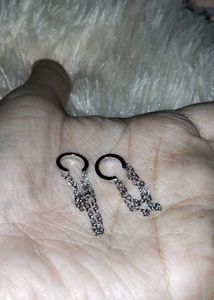 silver Earcuffs with chains