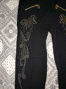 Stylish Black Embellished Leggings