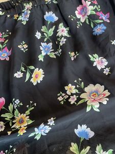 H&amp;M - Floral Sheer Skirt