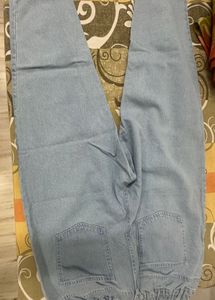 Light Wash Baggy Jeans
