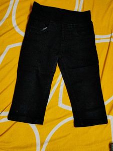 Black Capri Jeans
