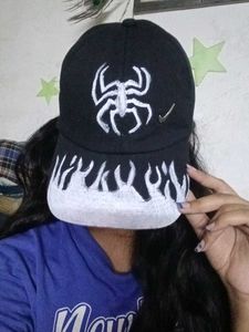 Custom Venom Cap