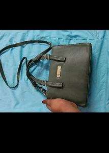 🥳combo of 2 🥳 sling bag, Earrings for woman