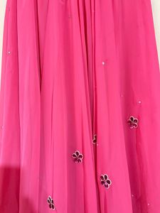 Chic Pink Maxi Skirt with Floral Embellishments