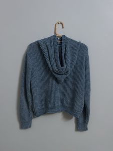 🎀Blue Knit Hoodie. NOT WORN EVEN ONCE🎀