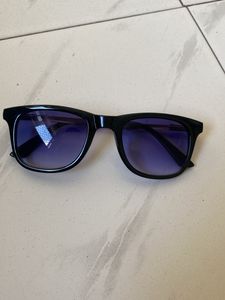 Black Framed Sunglasses