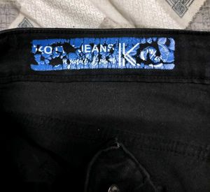 Straight Fit Black Denim Jeans