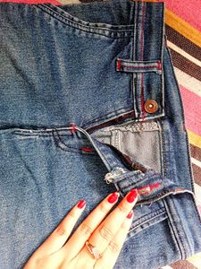Stylish Blue Ree Jeans