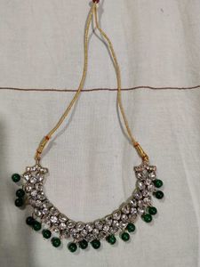 Elegant Kundan Necklace with Green Beads