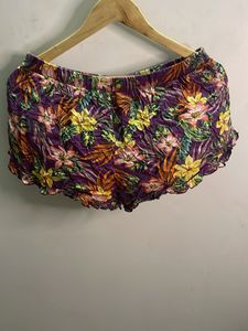Boho Floral Print Shorts