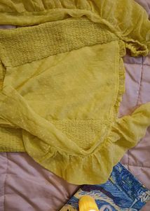 Chic Yellow Ruffle Top