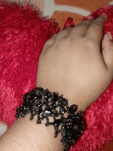 Black Beaded Bracelet