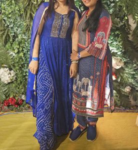 blue bandhani kurta set with duppatta and salwar