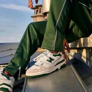 New Balance 550 Sneakers