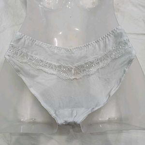 🪔 White Lace Briefs