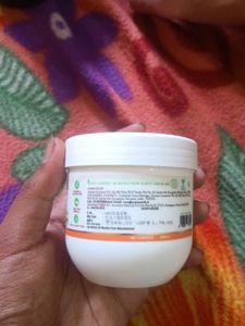 Mama Earth Vitamin C Ultra Light Gel