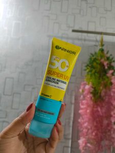Garnier Super UV Cooling Watergel Sunscreen