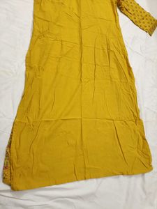 Yellow Printed Kurta with Multiple Styling Options
