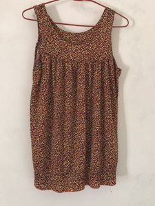 Sleeveless blouse