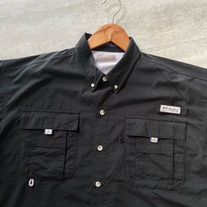 Men's Short Sleeve Black Button-Up Shirt