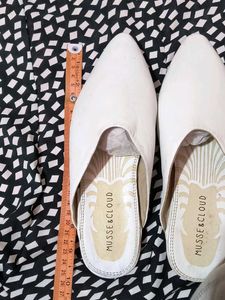 Musse &amp; Cloud White Flats, Imported Pure Leather