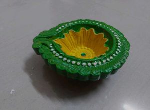 Puja Needs Decorative Diyas(set Of 5)