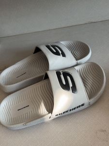 Skechers grey Slides