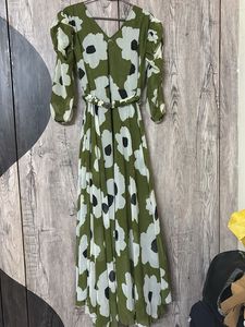 Chic Green Floral Maci Dress