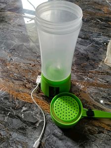 Portable Blender with charger