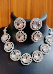 Stone Studded Jewellery Set