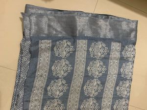 Elegant Grey Woven Saree