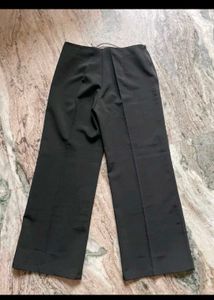 Chic Black Wide-Leg Pants with Chain Detail