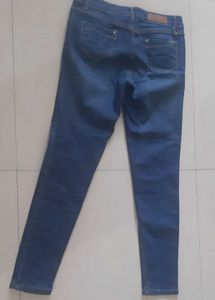 Blue low waist, slim fit Denim Jeans women