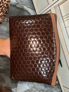 Stylish Hexagonal Pattern Pouch
