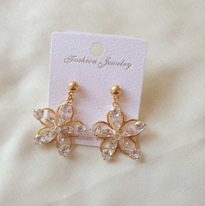 15  Pair Of  Combo Flower Earrings