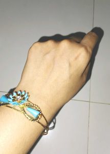 Sparkling Rhinestone Bangle Bracelet