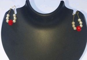 Braslate eyerring Red,Cream adjustable unique ston