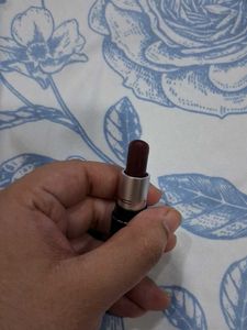 MAC Lipstick Mini- Diva