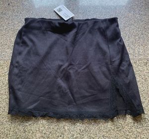 H&M Ribbed Lace Trim Mini Skirt