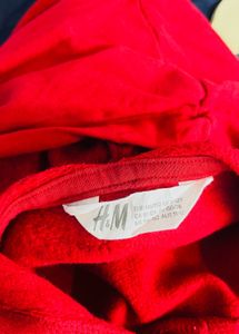 H&amp;M Cropped Chicago USA Hoodie