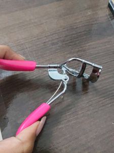 Eyelash Curler