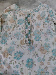 Elegant Floral Kurta with Sequins