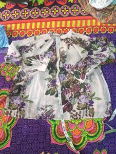 Floral Print Long Sleeve Top