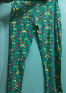 Green Floral Print trousers 🟢