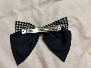 Chic Checkerboard Bow Hair Clip