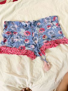 Boho Floral Print Shorts