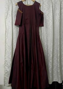 Elegant Maroon Cold Shoulder Gown