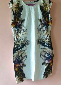 Chic Floral Print Sleeveless Dress